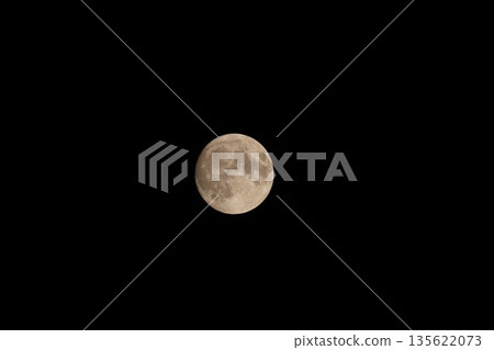 Moon Moon 135622073