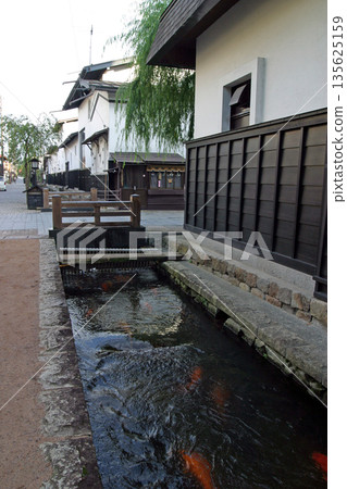 Hida Furukawa，瀨戶川和Shirakabe倉庫 135625159