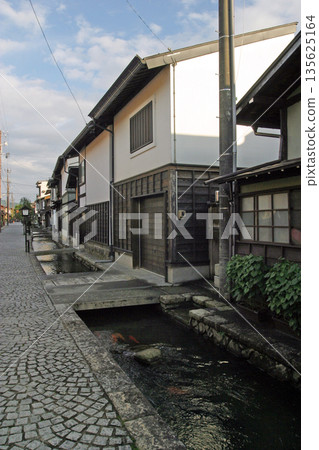 Hida Furukawa,瀨戶川和Shirakabe倉庫 Hida Furukawa,瀨戶川和Shirakabe倉庫 135625164