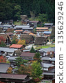 從白道入口附近眺望白川鄉的秋葉 135629246