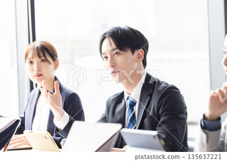 商業場景 135637221