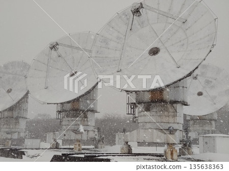 下雪天的野邊山電波天文台 下雪天的野邊山電波天文台 135638363