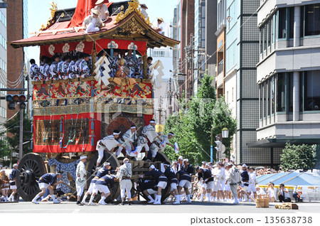 Kyoto Gion Festival Yamahoko Procession Nagatoboko Kyoto Gion Festival Yamahoko Procession Nagatoboko 135638738