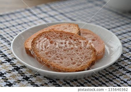 NASU Rusk Shop 135640362