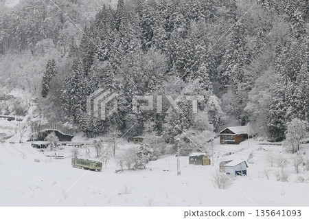 Snow-covered Iiyama Line 135641093
