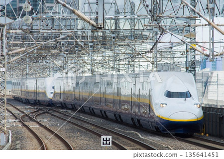E4 series E4 series 135641451