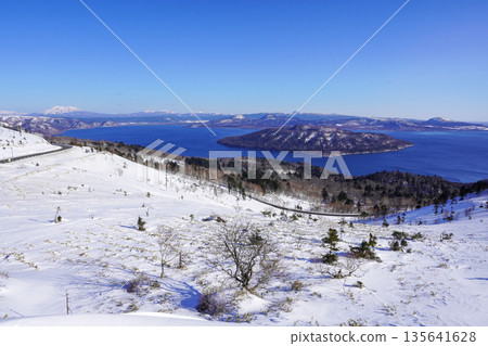 View of Lake Kussharo from Bihoro Pass (January 2026) View of Lake Kussharo from Bihoro Pass (January 2026) 135641628
