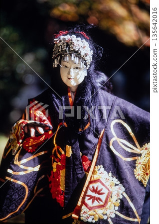 [Niigata Prefecture, Sado, Fumiya Doll] Nationally designated Important Intangible Folk Cultural Property 135642016