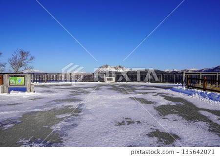 2026年冬季的摩週湖(阿寒摩週國立公園) 2026年冬季的摩週湖(阿寒摩週國立公園) 135642071