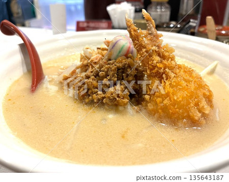 Eat "Miso Ramen" at a miso ramen specialty store Eat "Miso Ramen" at a miso ramen specialty store 135643187