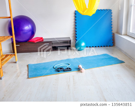 bright studio interior bright studio interior 135643851
