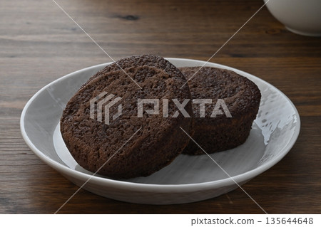 Chocolate Custard Cake 135644648