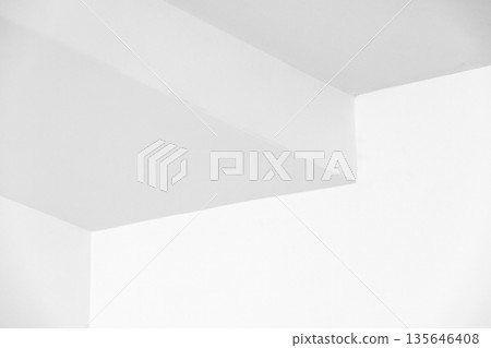 An abstract composition of interlocking white planes An abstract composition of interlocking white planes 135646408