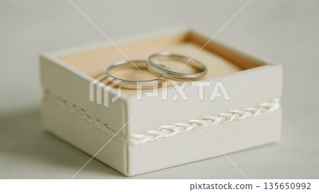 Simple wedding rings 135650992