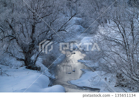 winter river 135651134
