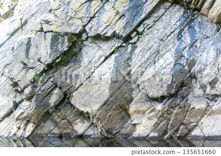 奧博克的背斜岩面 135651660