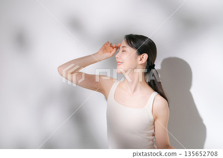 Beauty image of young women Beauty image of young women 135652708