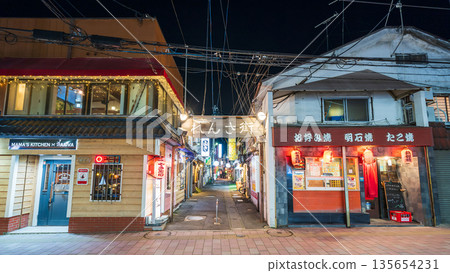 "Aomori Prefecture" Scenery of the Low-Cho Rensa Street and Hachinohe Yokocho, Hachinohe City 135654231