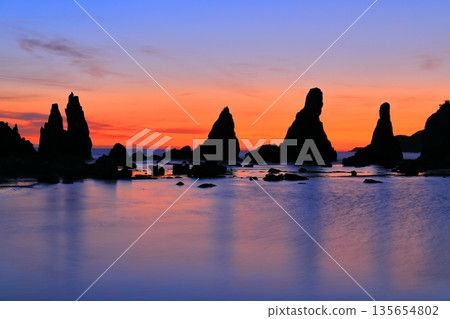 [和歌山縣] Hashiguiiwa Rocks的黎明（鹽之崎，紀伊半島） 135654802