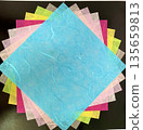 彩色紙 135659813