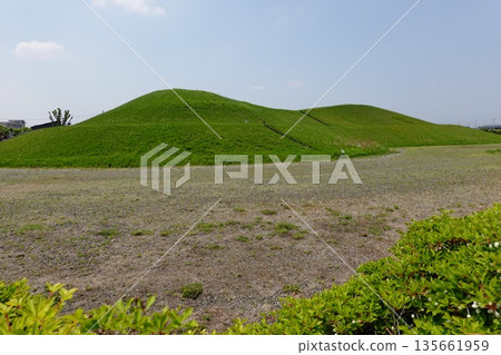 Wenjin Kannonama Kofun Wenjin Kannonama Kofun 135661959