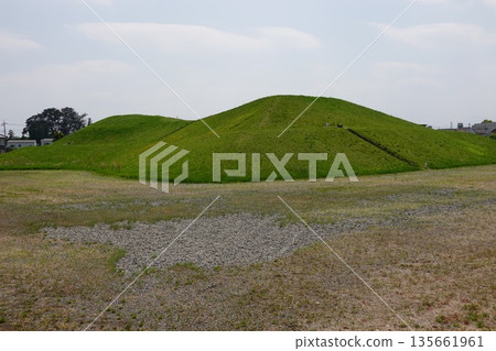 Wenjin Kannonama Kofun Wenjin Kannonama Kofun 135661961