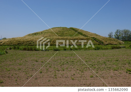 Ide Futagoyama Tomb Ide Futagoyama Tomb 135662090