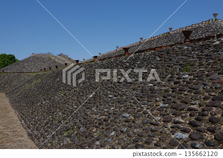 Hachimanzuka Kofun 135662120