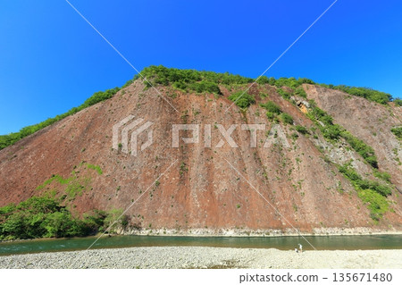 [Wakayama Prefecture] A monolith at Kozagawa River on a clear day 135671480