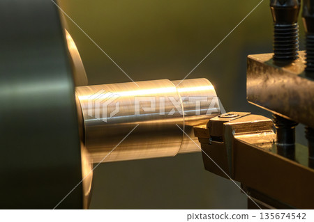 Finishing Process of Metal Shaft Parts on CNC Lathe Machine Finishing Process of Metal Shaft Parts on CNC Lathe Machine 135674542
