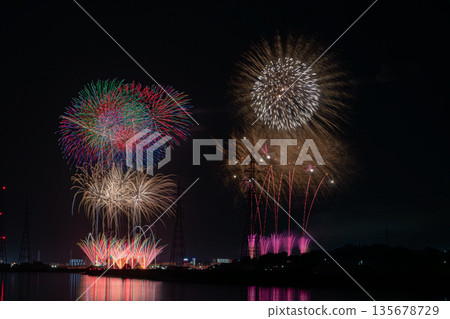 田原市(愛知縣)渥美半島煙火大會場景 田原市(愛知縣)渥美半島煙火大會場景 135678729