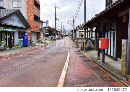 Imazu beach street and streetscape (post office) in Takashima City, Shiga Prefecture Imazu beach street and streetscape (post office) in Takashima City, Shiga Prefecture 135680473