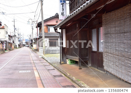 Imazu beach street and streetscape (Chojiya), Takashima City, Shiga Prefecture 135680474