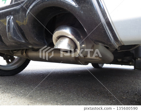 Car scarf 135680590