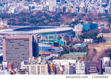 (Tokyo) Tokyo Cityscape: Shinjuku Subcenter 135680669
