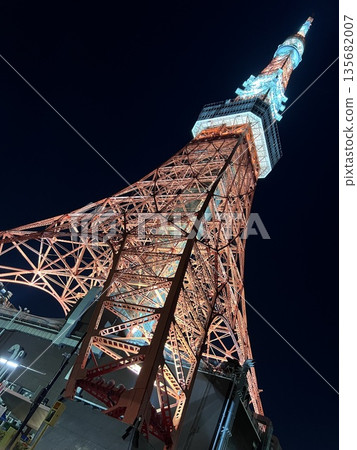Night view looking up at the illuminated Tokyo Tower Night view looking up at the illuminated Tokyo Tower 135682007