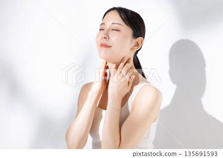 女性皮膚護理 女性皮膚護理 135691593