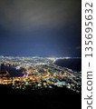 函館夜景豎圖 135695632