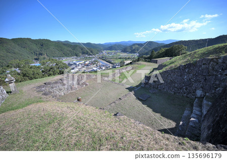 Stone walls and enclosures of Sashiki Castle in Kumamoto Prefecture 135696179