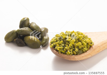 [Iranian] Super Green Pistachios 135697555