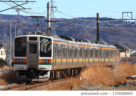 吾妻線211系(4編組:高崎~澀川⇔御前) 吾妻線211系(4編組:高崎~澀川⇔御前) 135698665