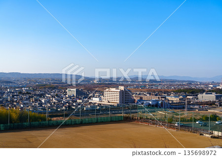 京都南山城 - JR木津站週邊街景 - 從木津川市城山台遺址拍攝的廣角照片 京都南山城 - JR木津站週邊街景 - 從木津川市城山台遺址拍攝的廣角照片 135698972
