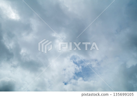 雲彩 雲 天空 135699105