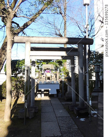 Matsuchiyama Shoden Inari Shrine 135699278