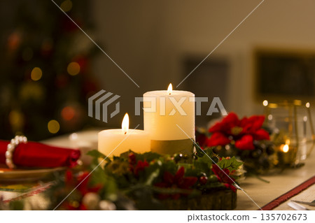 Christmas table coordination 135702673