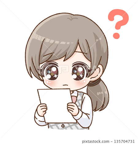 圖:一名女員工正在檢查文件 圖:一名女員工正在檢查文件 135704731