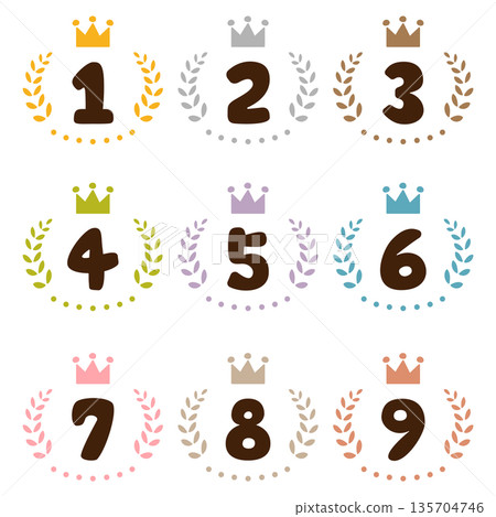 一組手繪數字和可愛的排名材料 135704746