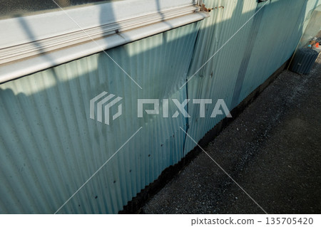 galvanized sheet, outer wall, dent 135705420