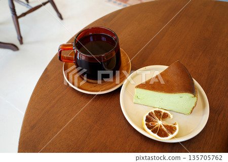 korean dessert on wooden table 135705762