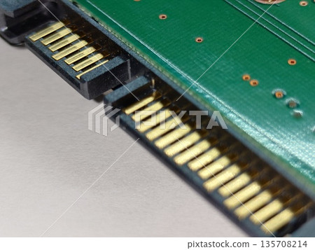 2.5-inch HDD (hard disk) interface (in the background) 135708214